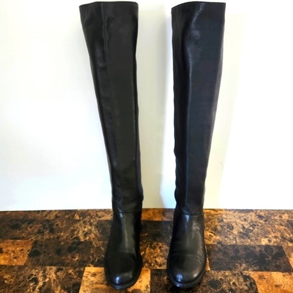 Stuart Weitzman Black Leather Knee-High Boots With Silver Bead Trim Size 7 1/2 - Picture 1 of 13